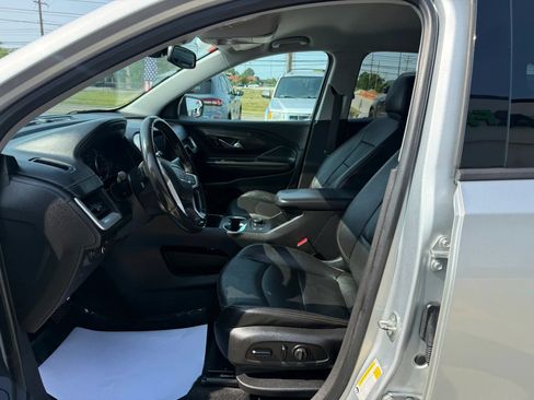 Used 2020 GMC Terrain SLT AWD/4WD image 19