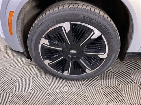 New 2025 Cadillac Escalade IQ Sport 2 image 39