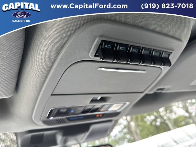 Used 2023 Ford F250 Lariat w/ Lariat Ultimate Package AWD/4WD image 33
