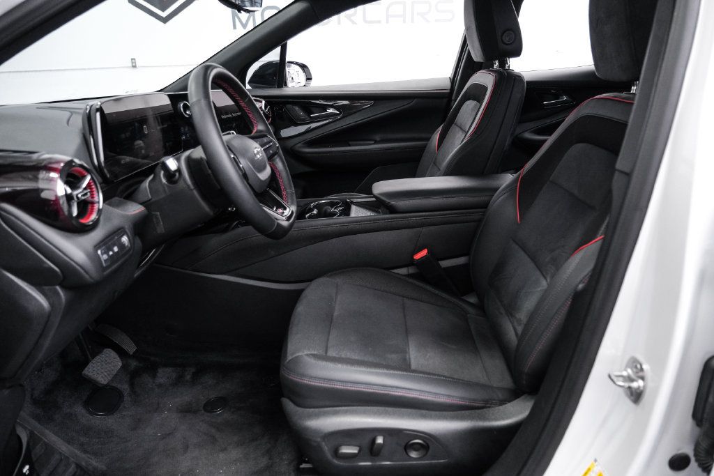 Used 2024 Chevrolet Blazer EV RS AWD/4WD image 4