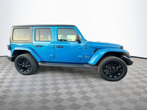 Used 2022 Jeep Wrangler Unlimited Sahara w/ Cold Weather Group image 5