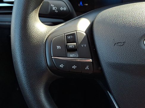 Certified 2025 Ford Escape Active AWD/4WD image 23