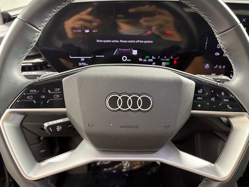 Used 2025 Audi Q5 Premium Plus w/ Premium Plus AWD/4WD image 22