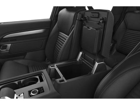 Certified 2024 Land Rover Discovery S image 14