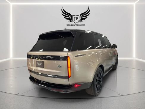 Used 2023 Land Rover Range Rover SE AWD/4WD image 7