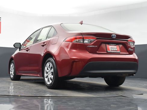 Used 2024 Toyota Corolla LE image 26