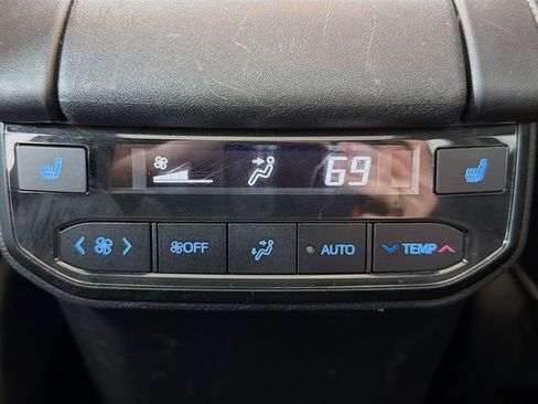 Used 2020 Toyota Highlander Platinum AWD/4WD image 25