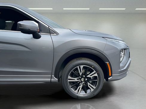 New 2026 Mitsubishi Eclipse Cross SEL AWD/4WD image 12