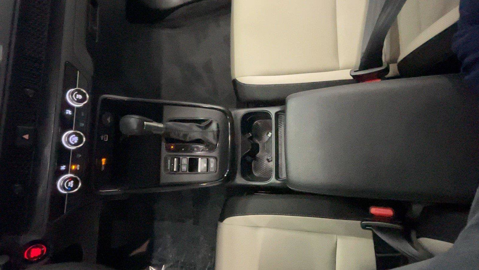 Used 2023 Honda CR-V LX image 40