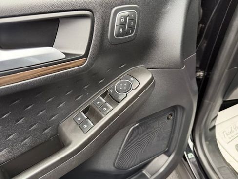 Used 2020 Ford Escape Titanium w/ Titanium Premium Package 2.0 image 19