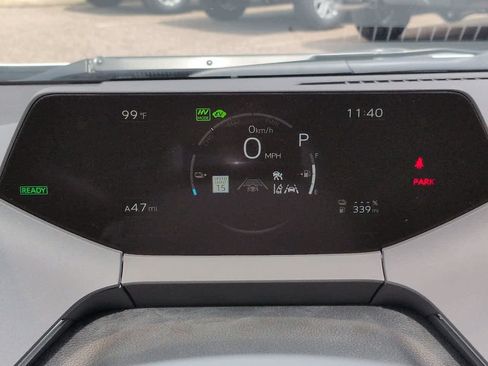 New 2026 Toyota Prius Plug-In Hybrid FWD image 26
