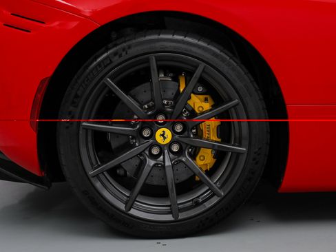Certified 2025 Ferrari SF90 Spider AWD/4WD image 40