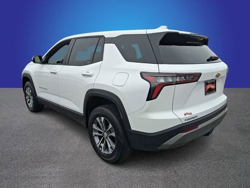 Used 2026 Chevrolet Equinox LT FWD image 6