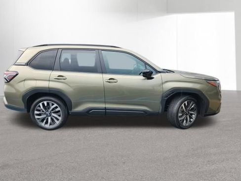 Used 2026 Subaru Forester Touring AWD/4WD image 4