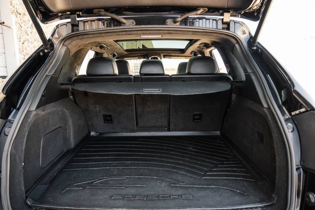 Used 2012 Porsche Cayenne Turbo AWD/4WD image 66