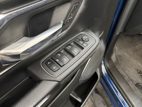 Used 2024 RAM 1500 Laramie AWD/4WD image 13