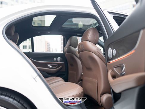 Used 2018 Mercedes-Benz E 300 300 image 19