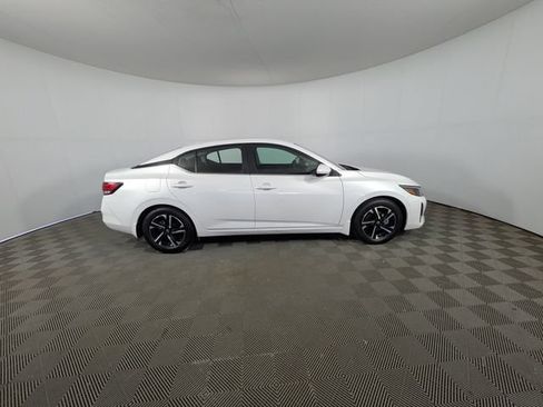 Used 2024 Nissan Sentra SV FWD image 31