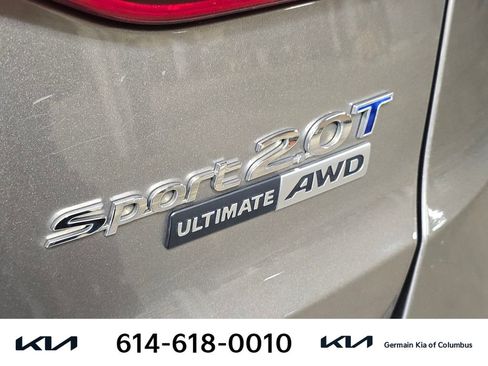 Used 2017 Hyundai Santa Fe Sport w/ 2.0T Ultimate Tech Package 05 AWD/4WD image 32