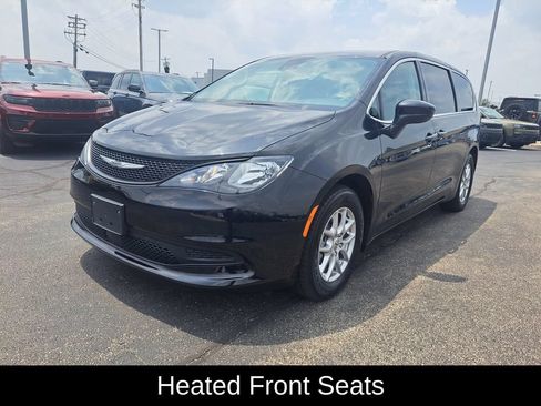 Certified 2023 Chrysler Voyager LX FWD image 8