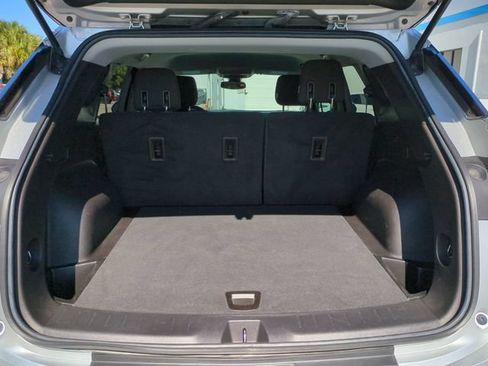 Used 2021 Chevrolet Blazer LT w/ LPO, Black Accent Package FWD image 14