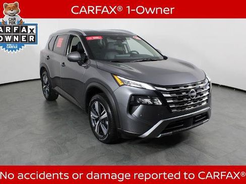 Certified 2026 Nissan Rogue SL FWD image 5