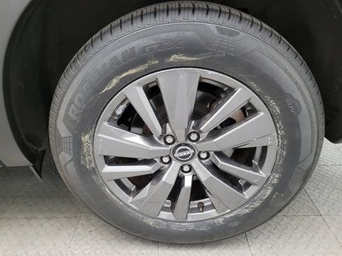 Used 2022 Nissan Pathfinder SV AWD/4WD image 31