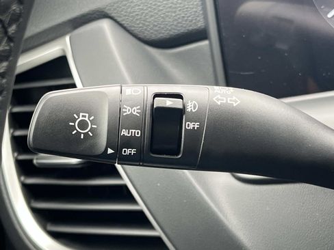 New 2026 Kia Seltos EX FWD image 33
