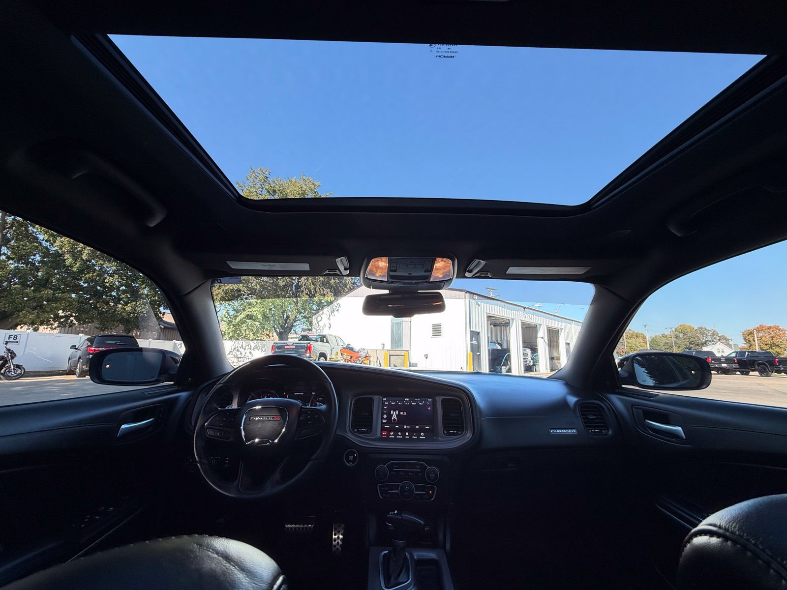 Used 2023 Dodge Charger R/T w/ Plus Group RWD image 26