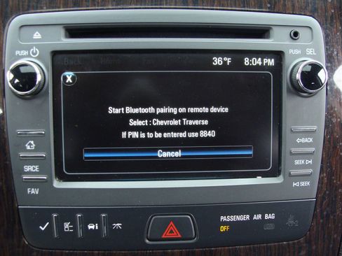 Used 2017 Chevrolet Traverse LT w/ Style and Technology Package image 19