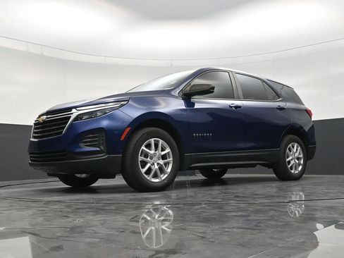 Used 2022 Chevrolet Equinox LS FWD image 20
