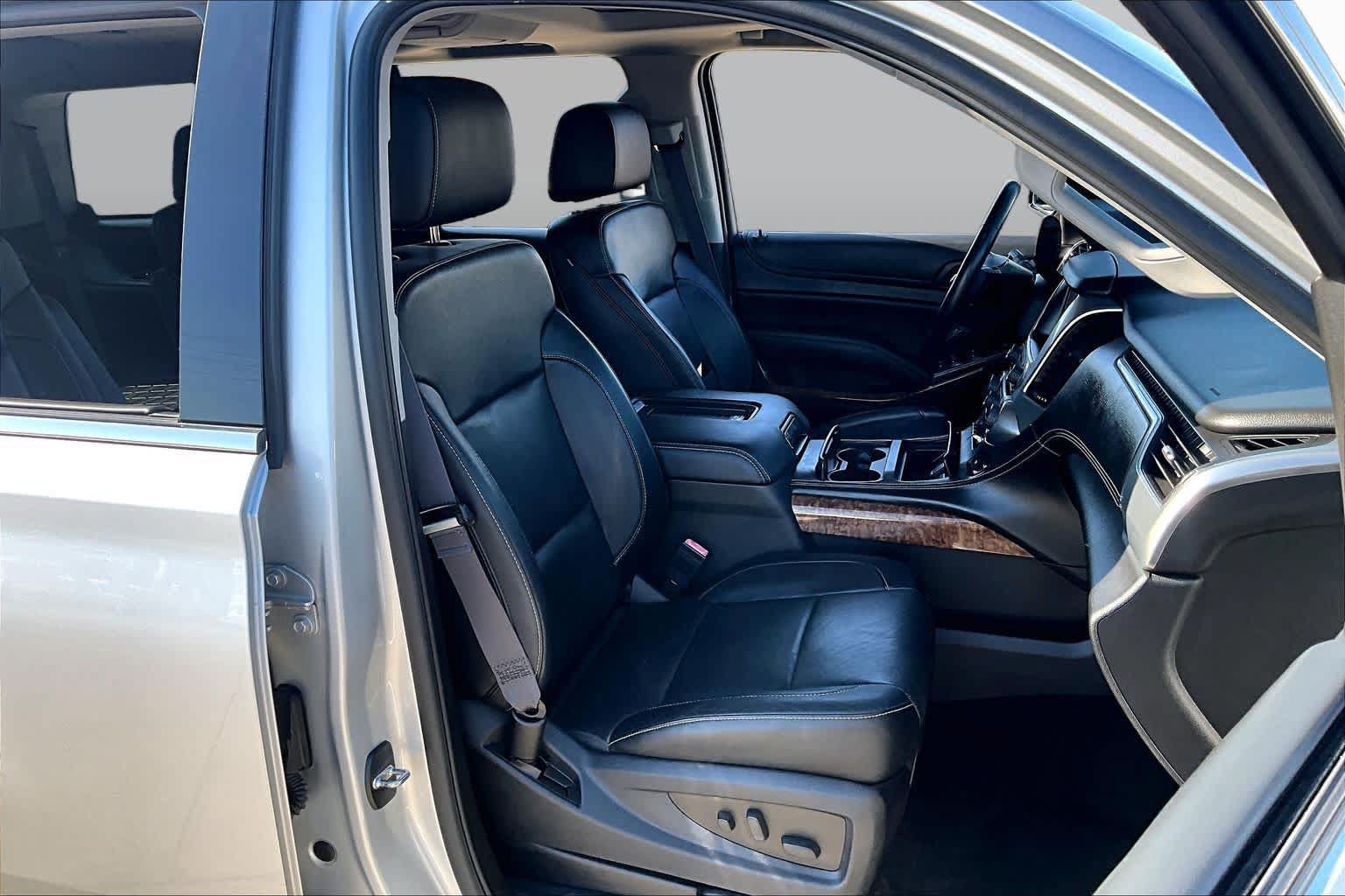 Used 2016 Chevrolet Tahoe LTZ RWD image 9