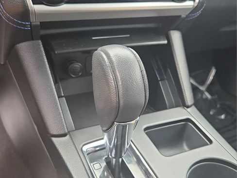 Used 2019 Subaru Legacy 2.5i Sport AWD/4WD image 15