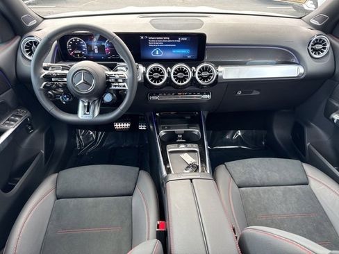 New 2025 Mercedes-Benz GLB 35 AMG 4MATIC image 4