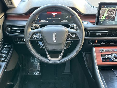 Used 2023 Lincoln Aviator Reserve w/ Equipment Group 201A image 14