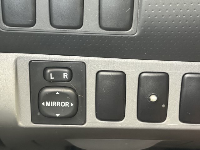 Used 2007 Toyota Tacoma PreRunner RWD image 19