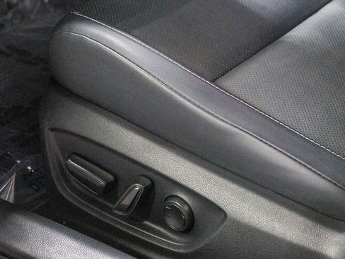 Certified 2023 Toyota Prius XLE FWD image 21