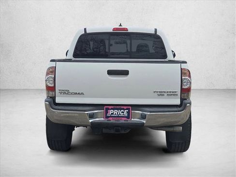 Used 2014 Toyota Tacoma PreRunner w/ SR5 Package image 7