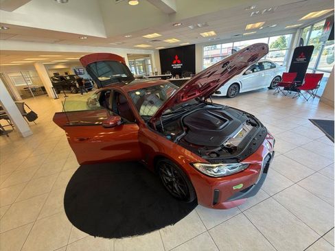 Used 2023 BMW i4 eDrive40 w/ Premium Package RWD image 34