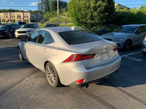 Used 2015 Lexus IS 250 AWD w/ Luxury Package image 9