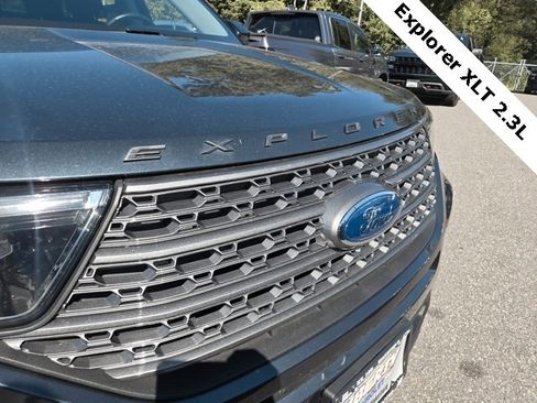 Used 2022 Ford Explorer XLT w/ Equipment Group 202A image 31