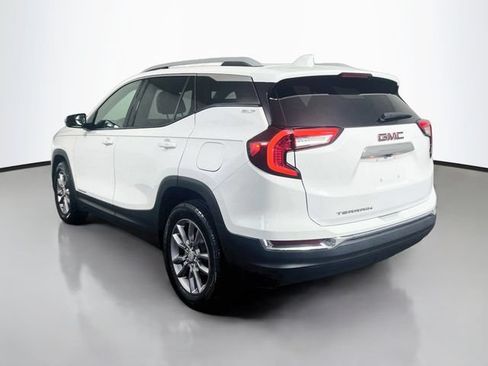 Used 2024 GMC Terrain SLT FWD image 7