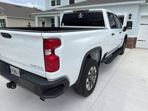 Used 2024 Chevrolet Silverado 2500 Custom w/ Custom Convenience Package AWD/4WD image 7