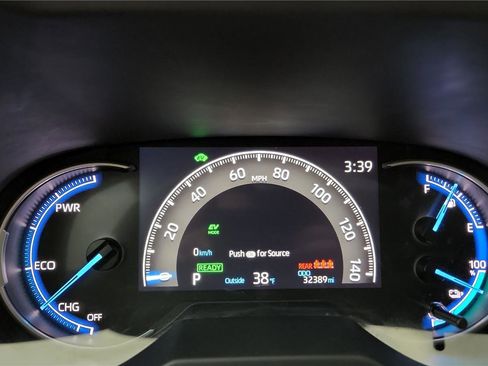 Certified 2023 Toyota RAV4 SE w/ Weather & Moonroof Package image 27