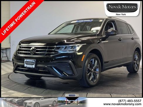 Used 2022 Volkswagen Tiguan SE image 4