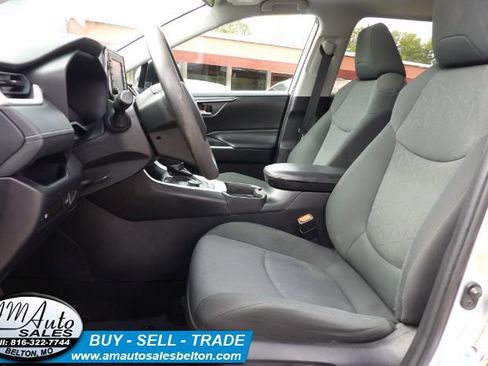 Used 2021 Toyota RAV4 XLE w/ Convenience Package AWD/4WD image 15
