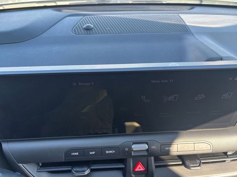 Used 2025 Kia K4 FWD image 17