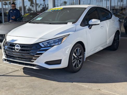 New 2025 Nissan Versa SV image 5