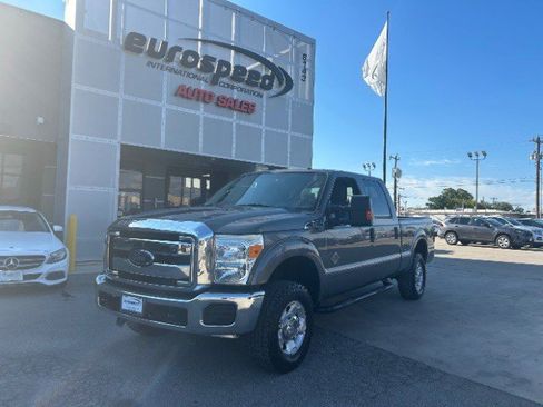 Used 2012 Ford F250 XLT w/ XLT Interior Pkg image 2