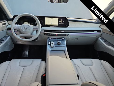 Used 2024 Hyundai Palisade Limited image 14